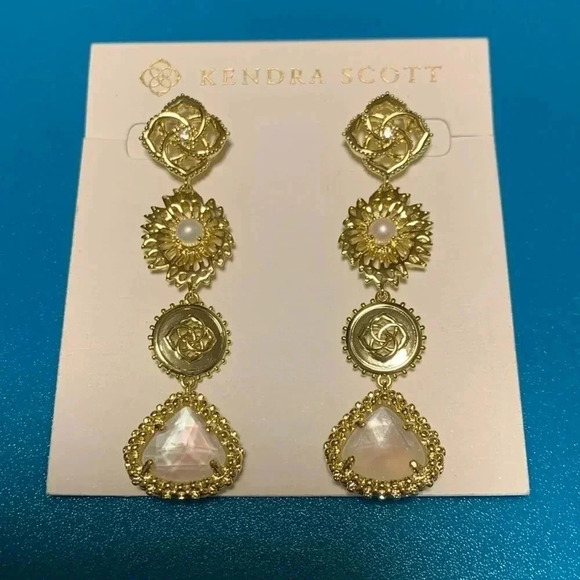 KENDRA SCOTT Earrings,NWT. - Picture 1 of 1